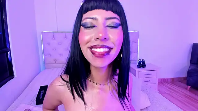 Snapshot of Nina_fox_0691 chatting on 05-16-26, 12:07 Nina fox 0691 online show from 05-16-26, 12:07