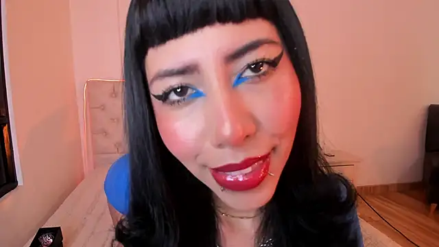 Snapshot of Nina_fox_0691 chatting on 05-30-26, 05:32 Nina fox 0691 online show from 05-30-26, 05:32