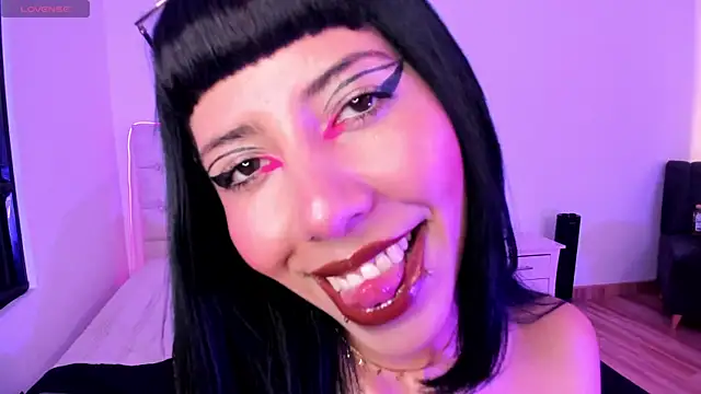 Snapshot of Nina_fox_0691 chatting on 06-02-26, 03:58 Nina fox 0691 online show from 06-02-26, 03:58