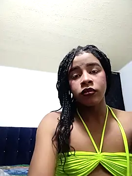 Snapshot of Nelsareth chatting on 10-17-25, 03:53 Nelsareth online show from 10-17-25, 03:53