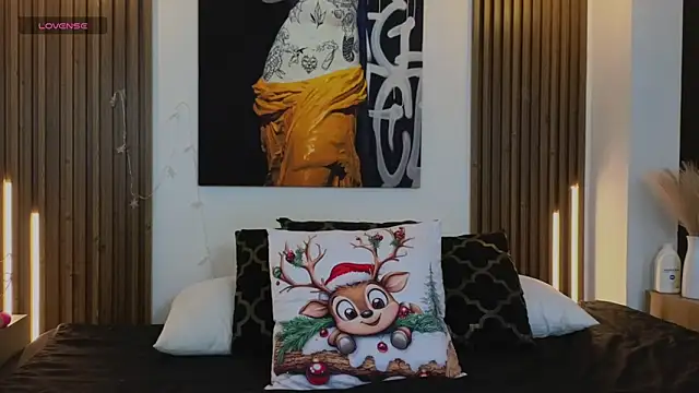 Kitty Bombon online show from 12-04-25, 07:44