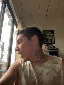 Snapshot of davidxxx_2012 chatting on 10-15-25, 10:32 davidxxx 2012 online show from 10-15-25, 10:32