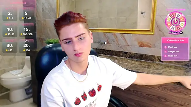 Snapshot of Alex_Millerss chatting on 10-14-25, 08:31 Alex Millerss online show from 10-14-25, 08:31