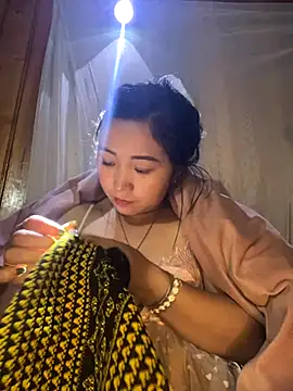 miemie-xx online show from 11-22-25, 01:32