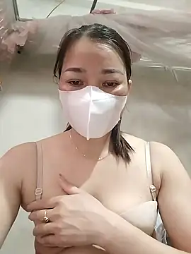 Snapshot of ladzy_sexy chatting on 10-24-25, 05:59 ladzy sexy online show from 10-24-25, 05:59