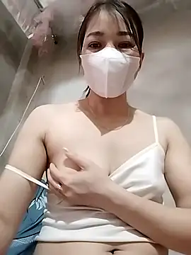 Snapshot of ladzy_sexy chatting on 12-03-25, 01:13 ladzy sexy online show from 12-03-25, 01:13