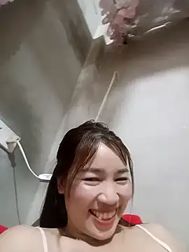 Snapshot of ladzy_sexy chatting on 02-22-26, 12:58 ladzy sexy online show from 02-22-26, 12:58