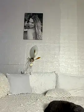 MIRAA LUV online show from 10-31-25, 03:46