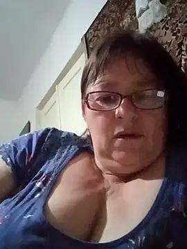 MilaCold5443 online show from 04-28-26, 02:10