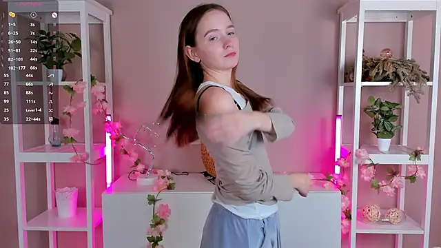 Snapshot of LittleCutieSandy chatting on 10-12-25, 03:05 LittleCutieSandy online show from 10-12-25, 03:05