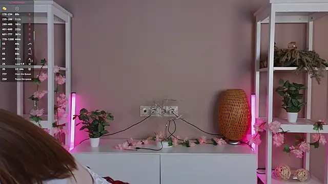 Snapshot of LittleCutieSandy chatting on 11-30-25, 03:10 LittleCutieSandy online show from 11-30-25, 03:10