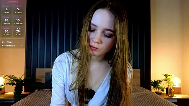 Snapshot of LittleCutieSandy chatting on 02-01-26, 04:05 LittleCutieSandy online show from 02-01-26, 04:05