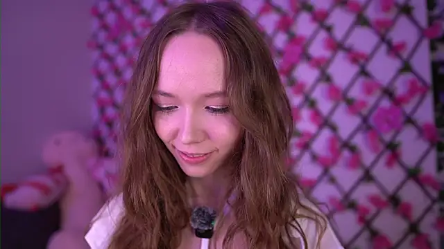 Petite Polly online show from 11-04-25, 06:07