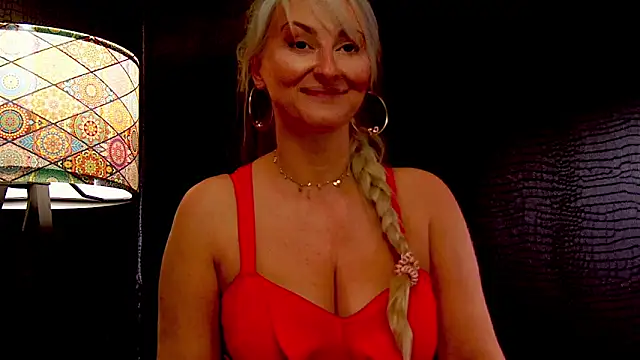 LeticiaReys online show from 11-29-25, 11:30