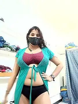 Hot radhaji online show from 04-29-26, 03:05
