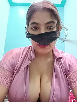 Hot radhaji online show from 06-30-26, 05:14