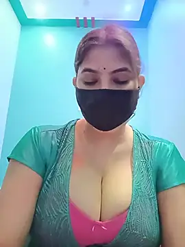 Hot radhaji online show from 07-07-26, 04:00