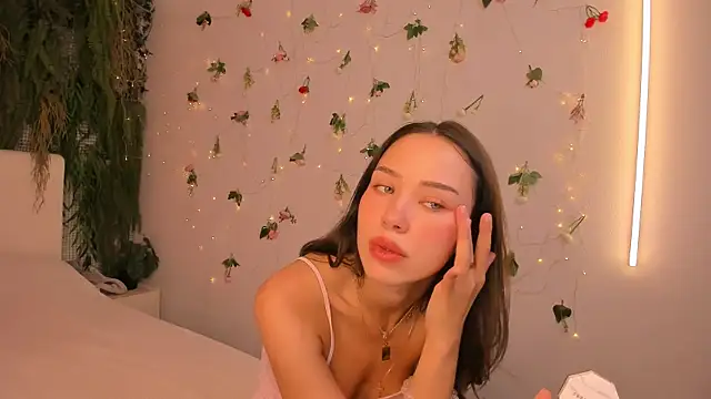 Snapshot of Black_Jenny chatting on 06-27-26, 08:52 Black Jenny online show from 06-27-26, 08:52