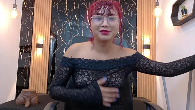 Snapshot of SamanthaFox_8 chatting on 06-26-26, 11:36 SamanthaFox 8 online show from 06-26-26, 11:36