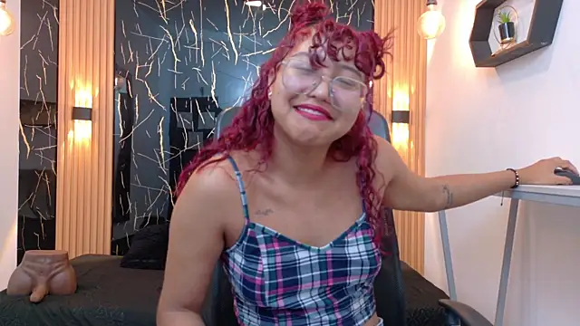 Snapshot of SamanthaFox_8 chatting on 07-08-26, 11:37 SamanthaFox 8 online show from 07-08-26, 11:37