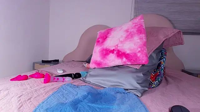 lu mystic online show from 04-11-26, 07:45