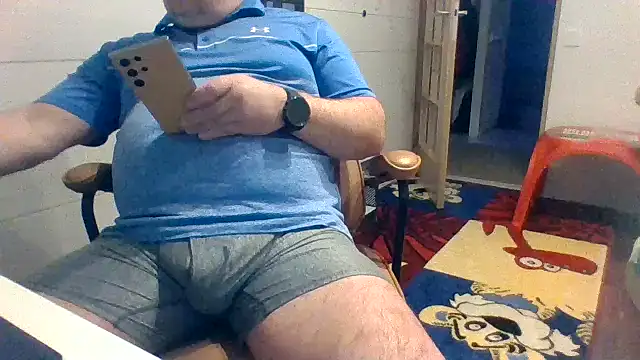 toyboyfin online show from 10-13-25, 05:02