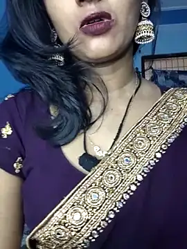 Janu-hasena online show from 12-17-25, 08:09