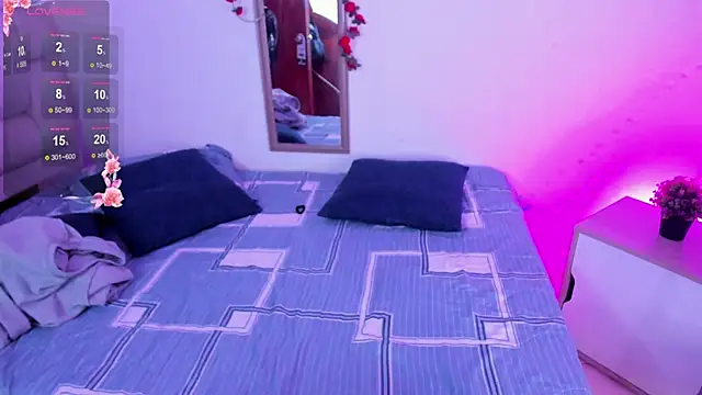 Laaura-Velez online show from 02-27-26, 12:38