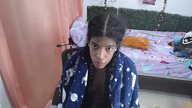 thianahorny online show from 06-10-26, 03:22