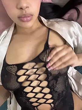 MeganHillss online show from 05-10-26, 01:33