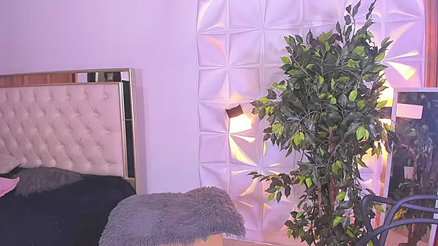 Ethan thouse online show from 10-27-25, 07:18