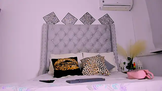 ChocoBunny1 online show from 10-14-25, 03:29