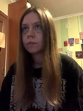 LunaVirelle online show from 11-03-25, 05:25