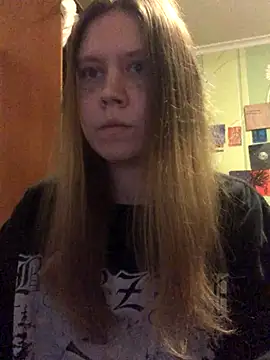 LunaVirelle online show from 11-04-25, 03:55