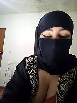 Snapshot of arab_dam chatting on 02-18-26, 01:34 arab dam online show from 02-18-26, 01:34