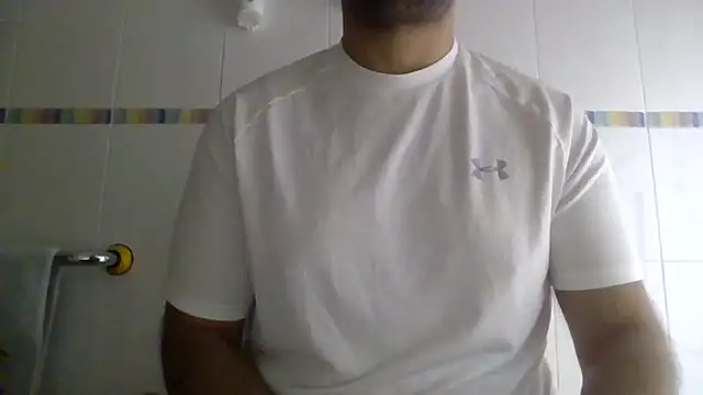 Snapshot of sci69 chatting on 10-18-25, 12:39 sci69 online show from 10-18-25, 12:39