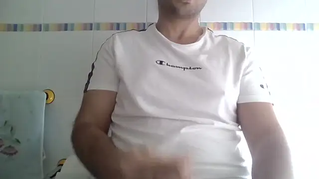 Snapshot of sci69 chatting on 10-21-25, 01:01 sci69 online show from 10-21-25, 01:01