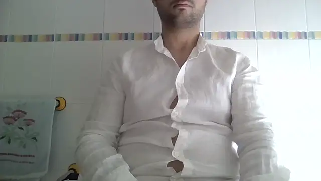 Snapshot of sci69 chatting on 10-24-25, 10:44 sci69 online show from 10-24-25, 10:44