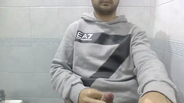 Snapshot of sci69 chatting on 11-14-25, 04:49 sci69 online show from 11-14-25, 04:49