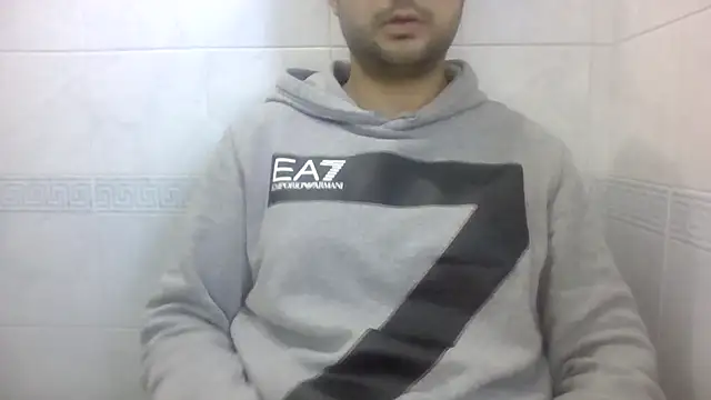 Snapshot of sci69 chatting on 02-24-26, 02:04 sci69 online show from 02-24-26, 02:04