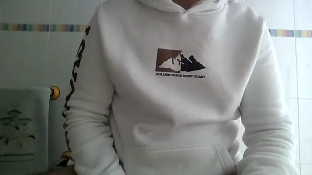 Snapshot of sci69 chatting on 03-05-26, 02:24 sci69 online show from 03-05-26, 02:24