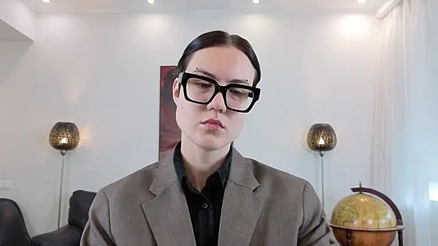 Snapshot of Marie_Fitch chatting on 05-08-26, 03:01 Marie Fitch online show from 05-08-26, 03:01
