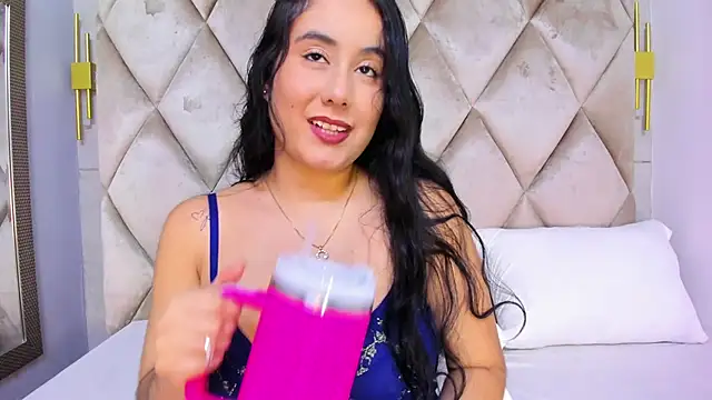 GabyParker  online show from 04-18-26, 12:09