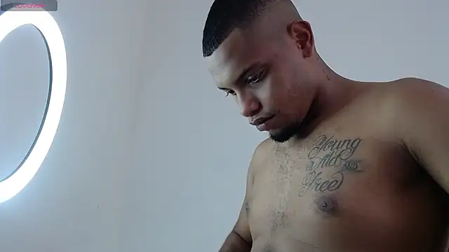 Snapshot of drako_monster chatting on 10-22-25, 06:29 drako monster online show from 10-22-25, 06:29