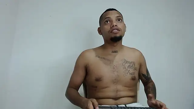 Snapshot of drako_monster chatting on 03-12-26, 04:07 drako monster online show from 03-12-26, 04:07