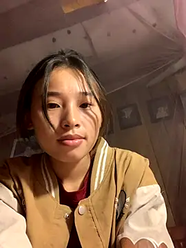 Han-han123 online show from 11-14-25, 07:23