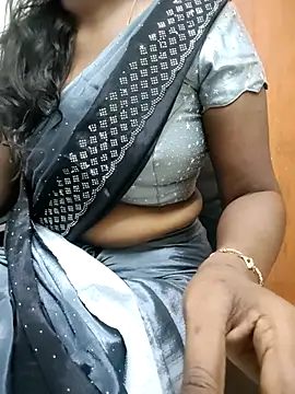Tamilmallu-duskygirl03 online show from 12-04-25, 10:02