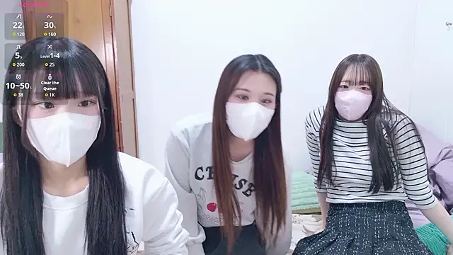 Snapshot of KaYo_sorriso chatting on 03-16-26, 04:18 KaYo sorriso online show from 03-16-26, 04:18