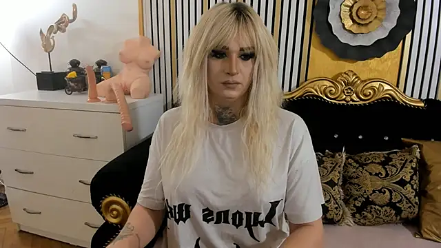 Snapshot of AlenaRios chatting on 02-06-26, 07:45 AlenaRios online show from 02-06-26, 07:45