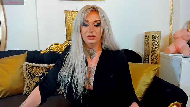 Snapshot of AlenaRios chatting on 03-06-26, 05:37 AlenaRios online show from 03-06-26, 05:37